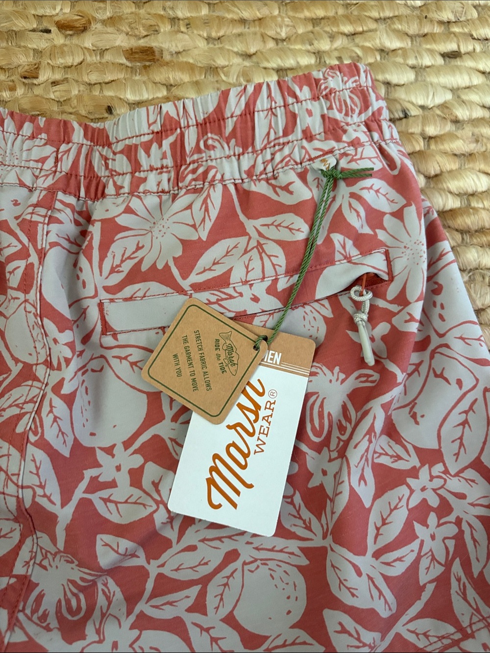 MARSH WEAR Floral Print Performance Drawstring Shorts- small NWT - Picture 5 of 5